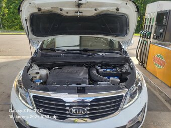 Prodám Kia Sportage 2.0 diesl 100kw.Automat 4x4.Rv.2011. - 20