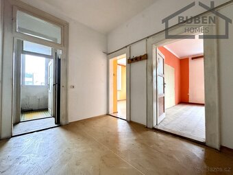 Atypický byt 3+1 (82 m2) se zahradou a kolnou  - Tachov, ul. - 20