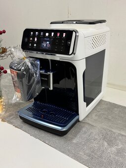 Kávovar Philips EP5500 LatteGo exclusive v bílé barvě - 20