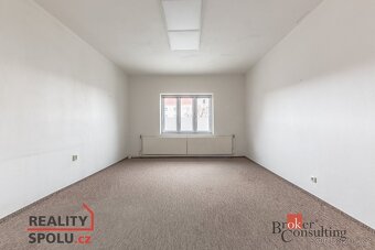 Prodej, komerční/činžovní dům, 226 m2, Obce Ležáků 581, Chru - 20
