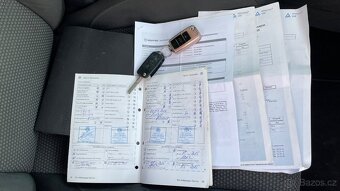 VW GOLF VI 2.0TDI DSG - 20