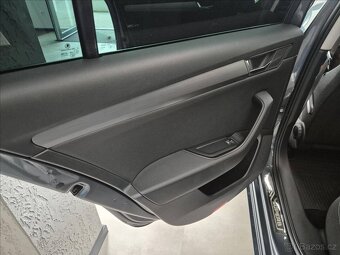 Škoda Superb 2,0 TDI 140kW 4x4 DSG DPH - 20