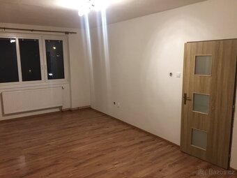 Pronájem bytu 3+1 s balkonem ve Všetatech - 20