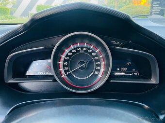 Mazda 3 1.5i 74KW BENZÍN 2017 MANUÁL KLIMATIZACE - 20