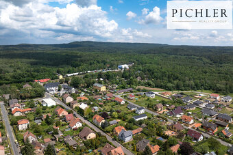 Prodej patrového RD s pozemkem 643 m2, Lužná (okr. Rakovník) - 20