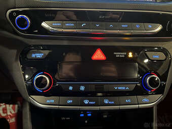 Hyundai IONIQ Ultimate HYBRID 1.6 HEV 105t.km, 2017 - 20
