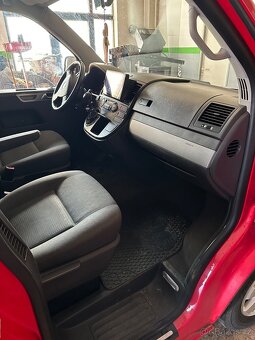 VW T5 Multivan 2.5TDI - 20