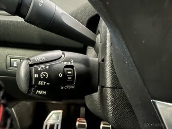Peugeot 308 GTI 1.6 THP 200kw FULL LED KAMERA 2015 - 20