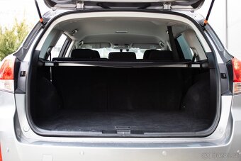 Elegantní a spolehlivý Subaru Outback z roku 2011 - 20