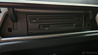 VW Touran 2018 2.0 TDI automat DSG 7 míst klima kůže senzory - 20