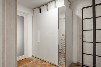 Prodej rodinného domu 6+kk s autodílnou – Šimanov, 9 km od J - 20