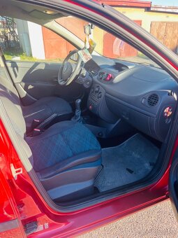 Renault Clio 3 III Grandtour 1,2i 55 kW - 20