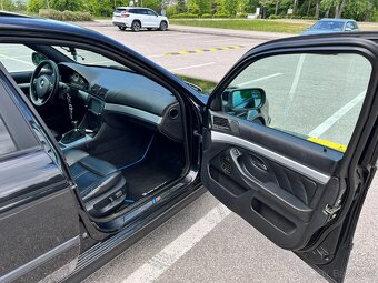 BMW 528i sedan předfaclift - 20