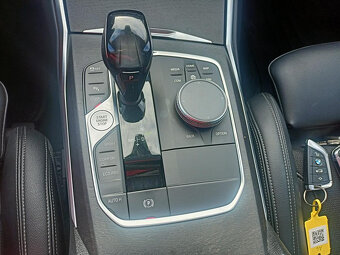 BMW 320D Touring/140Kw/Sportline/Virtual/Tažný/2020/Fulled - 20