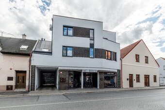 Prodej bytu 2,5+kk v centru Poděbrad, 82 m2, parkov., komora - 20