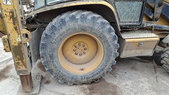 CAT 432D - 20