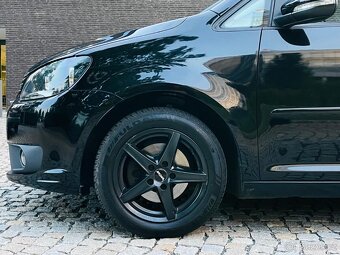 Volkswagen Touran 1.2TSI 77KW MANUÁL NAVIGACE VÝHŘEV - 20