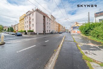 Prodej jedinečného podkrovního bytu s loftovým charakterem n - 20