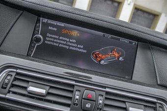 BMW Rad 7 730d čierna - 20