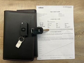 Honda CR-V 2.2 i-DTEC 110KW, Kůže/Alcantara, Nová STK - 20