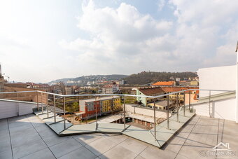 Prodej luxusního bytu 4+kk Praha Smíchov - 20