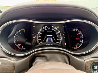 Jeep Grand Cherokee 3.0CRD 184KW OVERLAND - 20