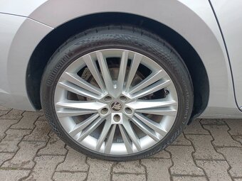 Škoda Superb iV Style 1.4TSI 160kW DSG 93tkm Webasto Matrix - 20