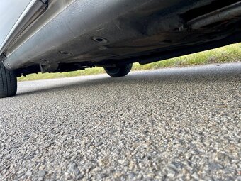 Mercedes benz w123 250 - 20