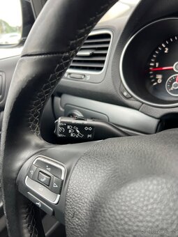 VW GOLF VI 1.6TDI 77KW STYLE,Tažné,Výhřevy,ALU R16,NOVÁ STK - 20