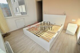 Pronájem luxusního bytu 2+kk, zařízený, 63 m², šatna, lodžie - 20