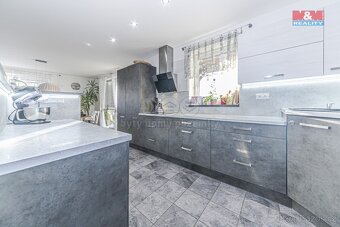 Prodej rodinného domu, 180 m², Štrampouch, pozemek 1636 m² - 20
