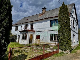 Prodám rodinný dům na klidném místě s velkým pozemkem - 20