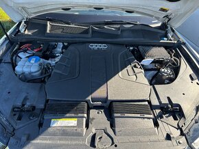 Audi Q7 3.0TDI 7MIST VADA MOTORU CENA JE S DPH - 20
