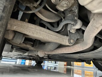 Audi A4/B8/2.0TDI/105Kw/Manuál/Xenon/S-line/245tis km/Servis - 20