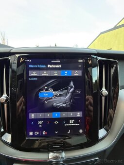 Volvo XC60 T6 257kW Inscription 4x4 NYNÍ PO SERVISE ČR 2022 - 20