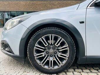 Opel Insignia 2.0CDTI 4x4 AUT VÝHŘEV KAMERA TAŽNÉ PLNÁ VÝBAV - 20
