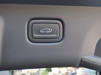 Hyundai Kona Electric 65kWh CZECH EDITION 160kW - 20
