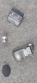 Renault Laguna 3 palubní deska a další díly - 20