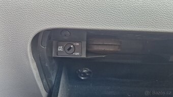 Volkswagen Jetta 2,0 TDI DPF Comfortline - 20