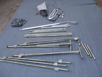 HOBBY 400SF č.740 pro 4. 1150 kg. Bojler. 100km/h. Rok 2002 - 20