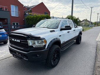 DODGE RAM 2500 LPG HEAVY DUTY 8feet - 20