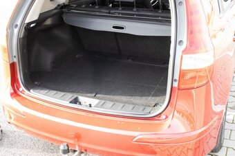 Hyundai i30 CW 80kW (2011) - 20