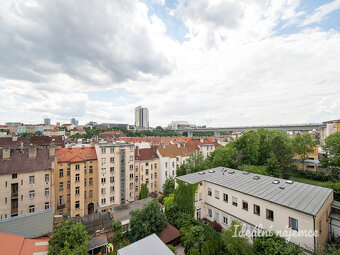 Pronájem bytu 3+kk, Bělehradská, Vinohrady, 36000 Kč/měs, 10 - 20