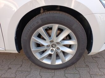 Škoda Superb 3 Style 2.0TDI 140kW 4x4 DSG Matrix Tažné ACC - 20