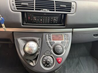 Peugeot 807, 2.0HDI 7 míst L+Z pneu El.dveř - 20
