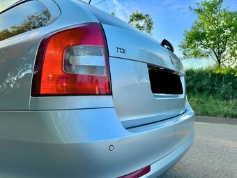 Škoda Octavia 1.6TDI 77kw Elegance 219 000km - 20