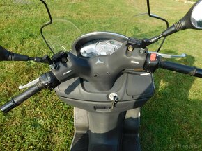 Suzuki Burgman 125 - 20