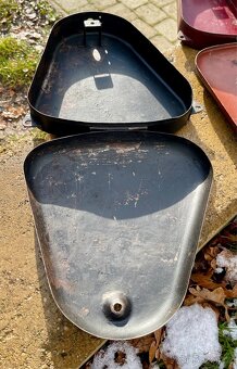 ČZ 125 B T - kastliky nářadí - 20