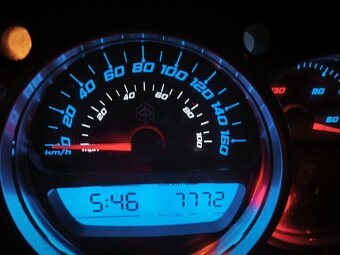 Piaggio Beverly 350 i.e. ABS/ASR Sport Touring (2016) TOP, 7 - 20