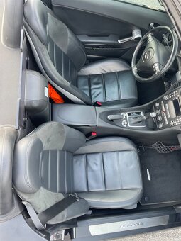 Prodej cabrio Mercedes SLK55 AMG 5.5 V8 7AT 265KW & 510NM - 20